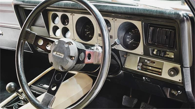 holden sandman 872871 007