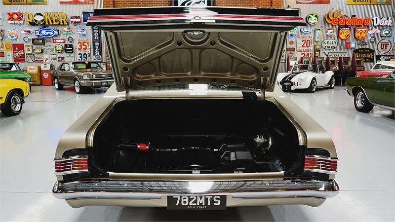 holden monaro 872877 011