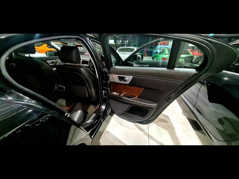 jaguar xf 872937 065