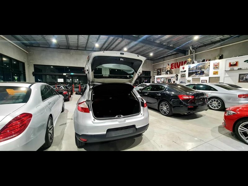 renault megane 872940 023