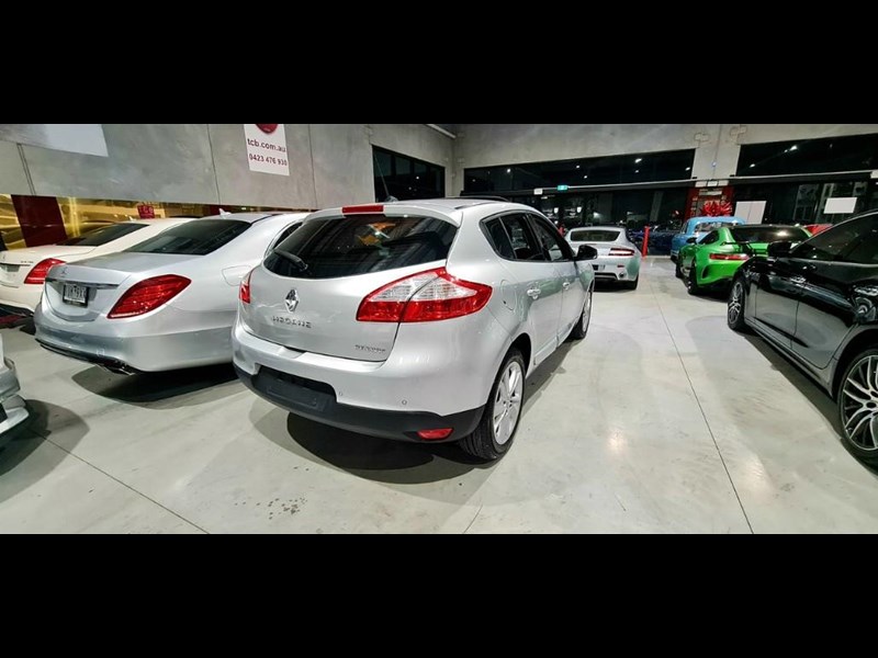 renault megane 872940 017