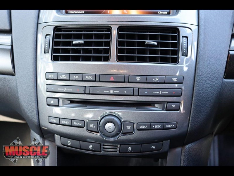ford falcon 872969 023