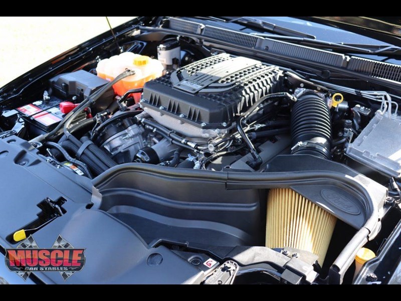 ford falcon 872969 035