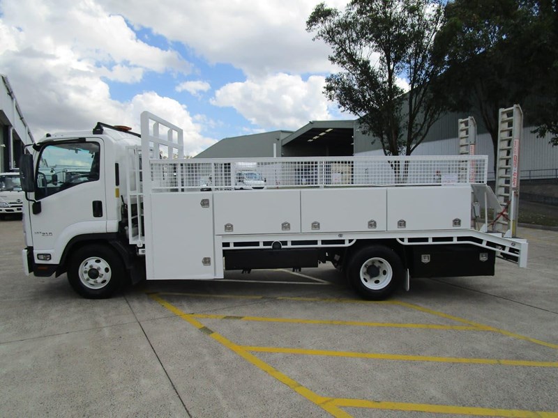 isuzu f series 864426 007