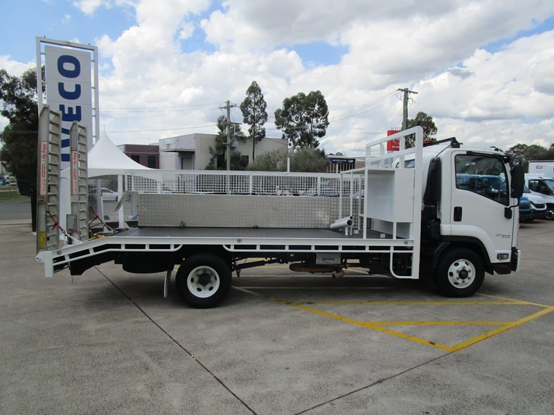 isuzu f series 864426 015
