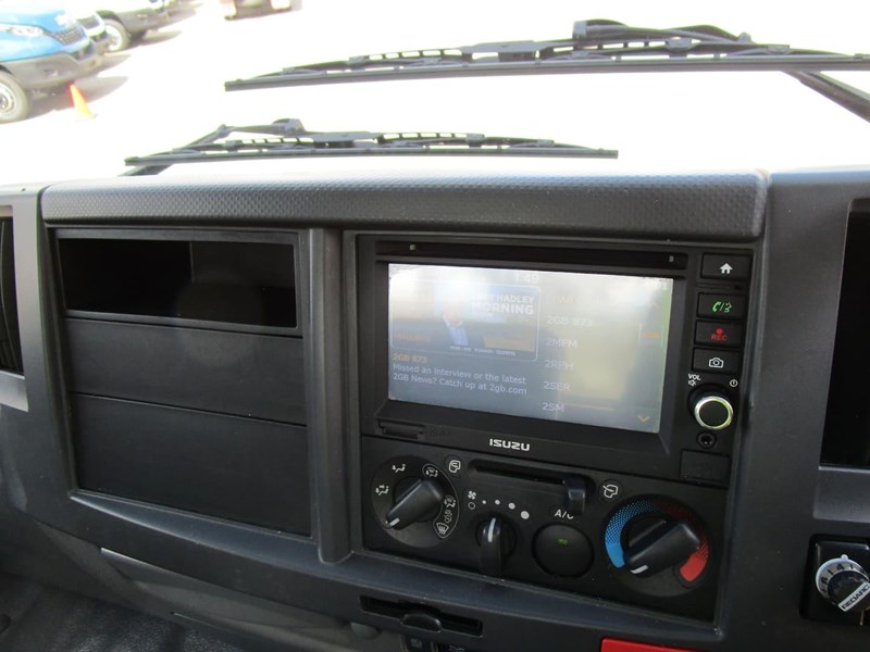 isuzu f series 864426 035