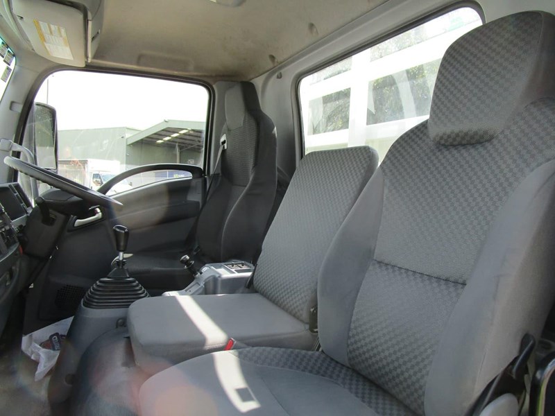 isuzu f series 864426 029