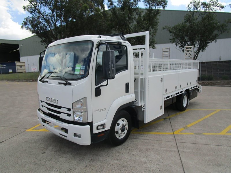 isuzu f series 864426 005