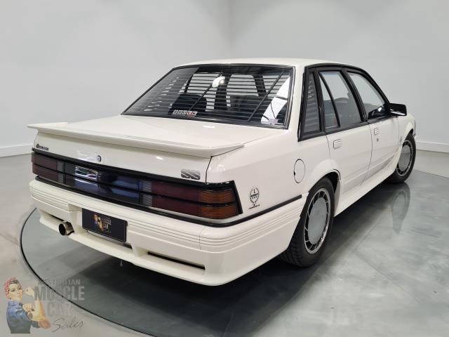 hdt commodore 873178 033