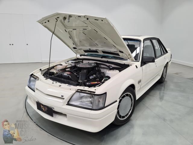 hdt commodore 873178 045