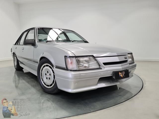 hdt commodore 873179 001