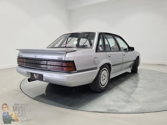 hdt commodore 873179 013