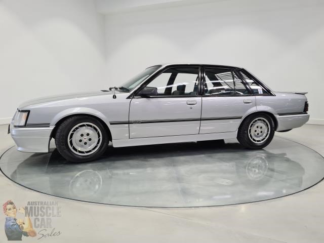 hdt commodore 873179 029