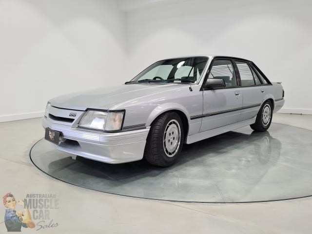 hdt commodore 873179 031