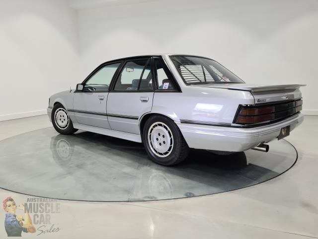 hdt commodore 873179 037