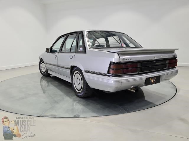 hdt commodore 873179 039