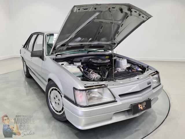 hdt commodore 873179 045