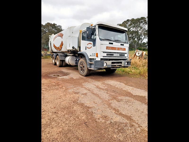 iveco acco 2350g 873451 001