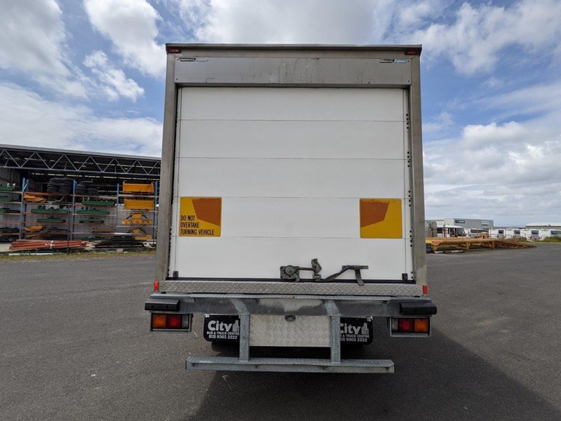 mitsubishi fighter 850888 013