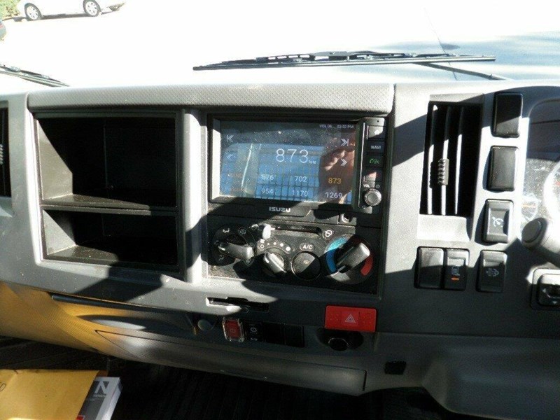 isuzu nnr 872635 033