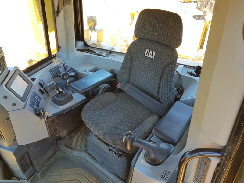 caterpillar d8t 841793 023
