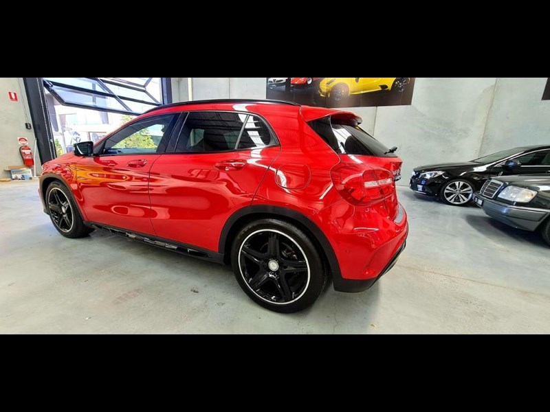 mercedes-benz gla-class 873569 035