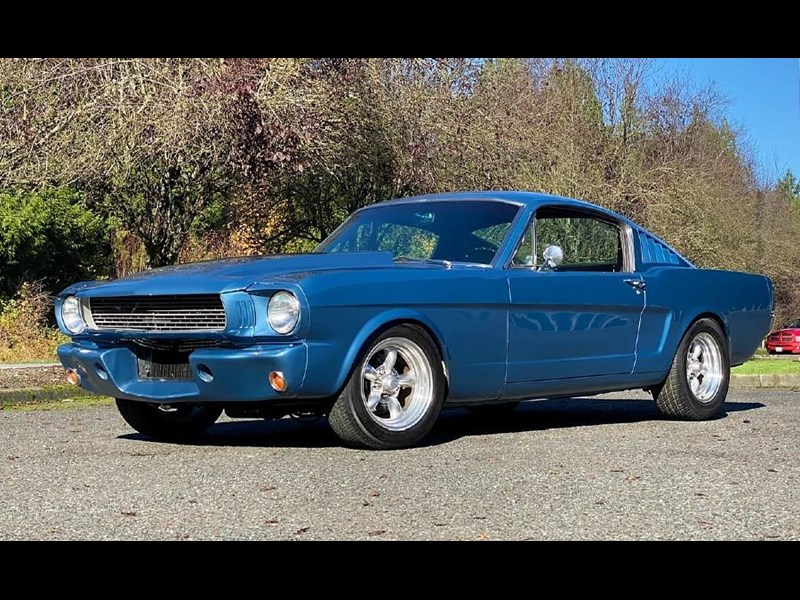 ford mustang 873579 003