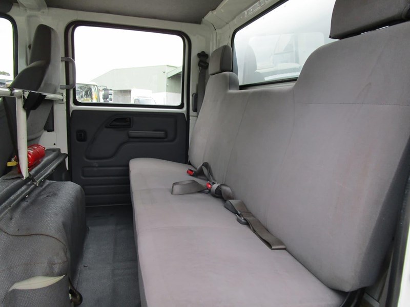 isuzu n series 859630 033
