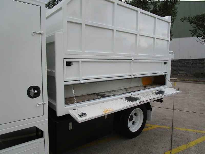 isuzu n series 859630 023