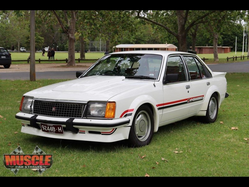 holden hdt 873778 003