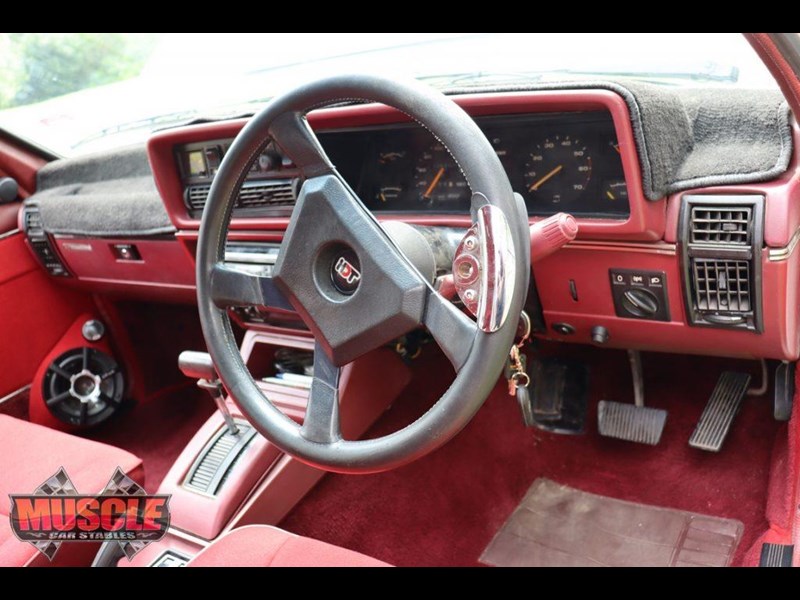 holden hdt 873778 025