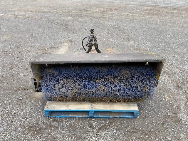john deere 3045r 858812 045