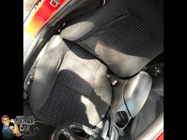 ford falcon 873923 031