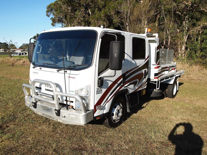 isuzu n series 844131 001