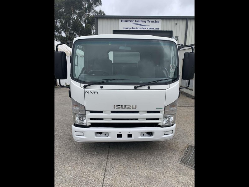 isuzu nnr200 874026 005
