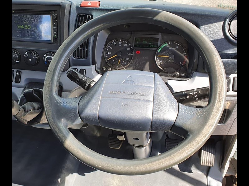 fuso canter 860108 039