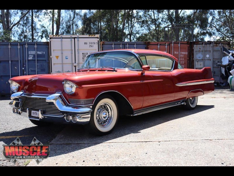 cadillac coupe de ville 874143 001