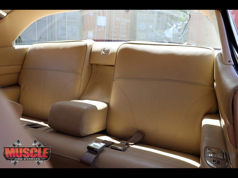 cadillac coupe de ville 874143 027