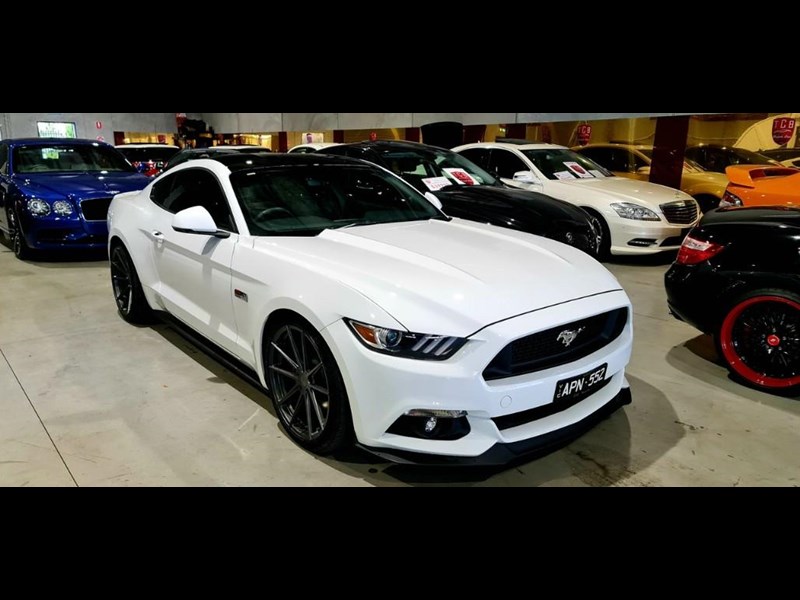 ford mustang 873966 011