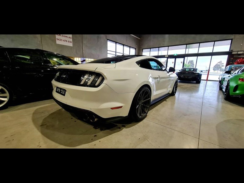 ford mustang 873966 023