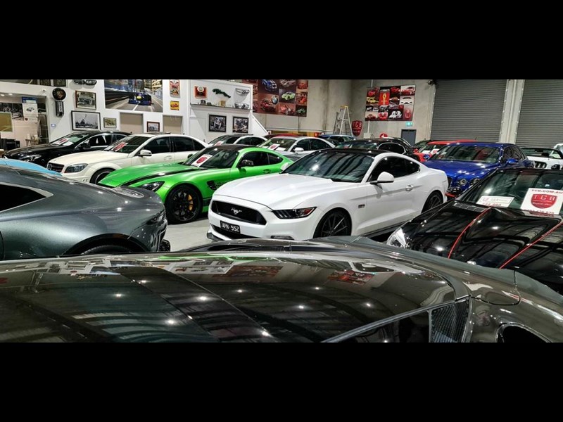 ford mustang 873966 037