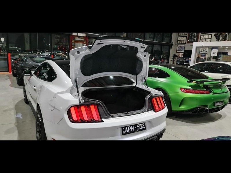 ford mustang 873966 071
