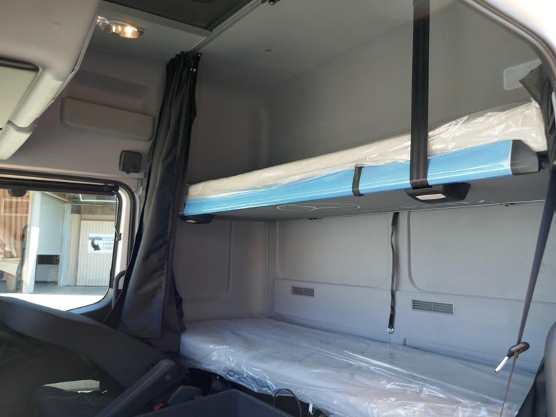 mercedes-benz atego 845900 023