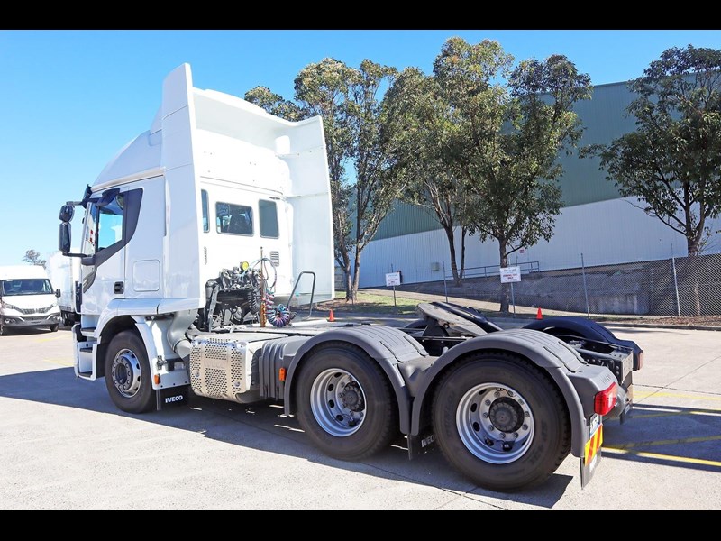 iveco stralis x-way 833629 011