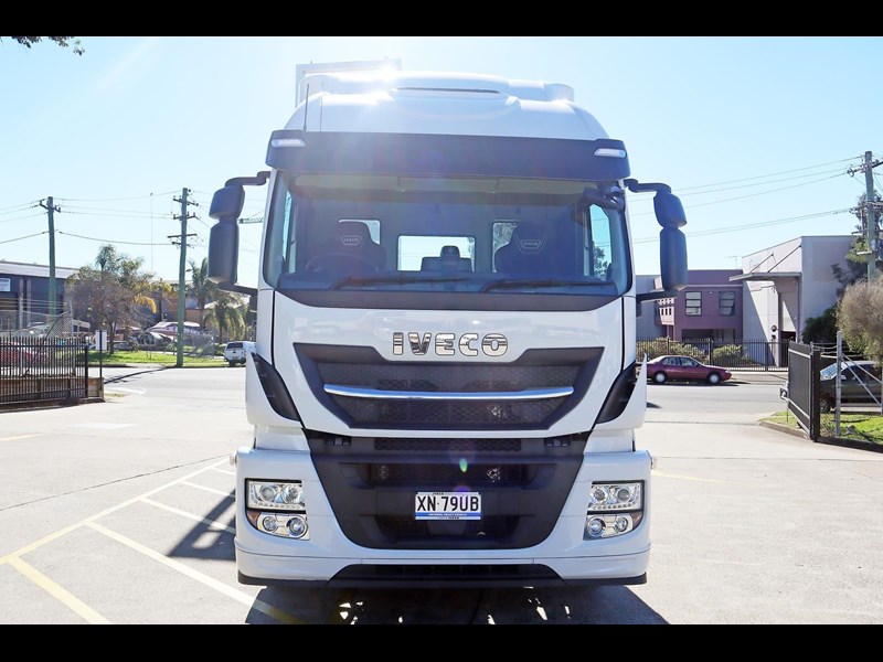 iveco stralis x-way 833629 005