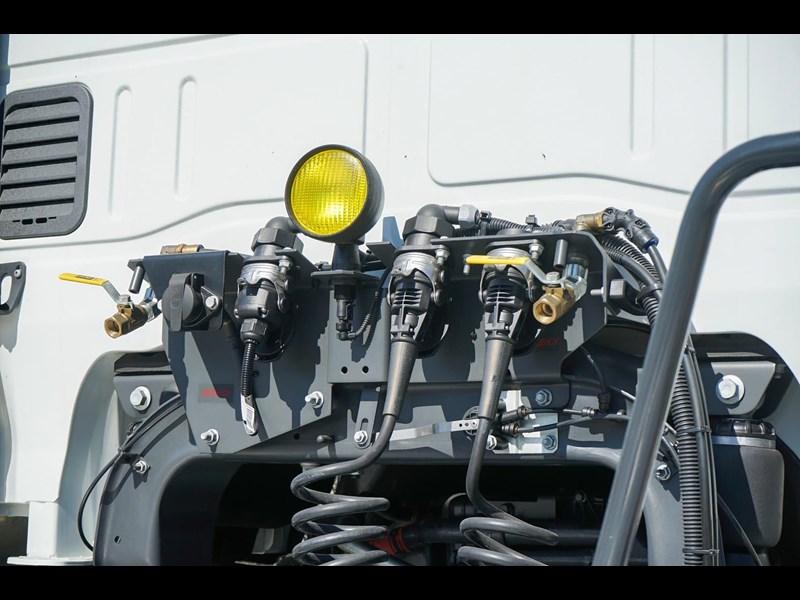 iveco stralis x-way 833629 057