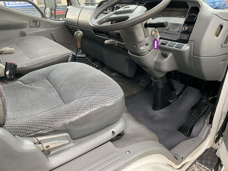 mitsubishi canter 874420 037