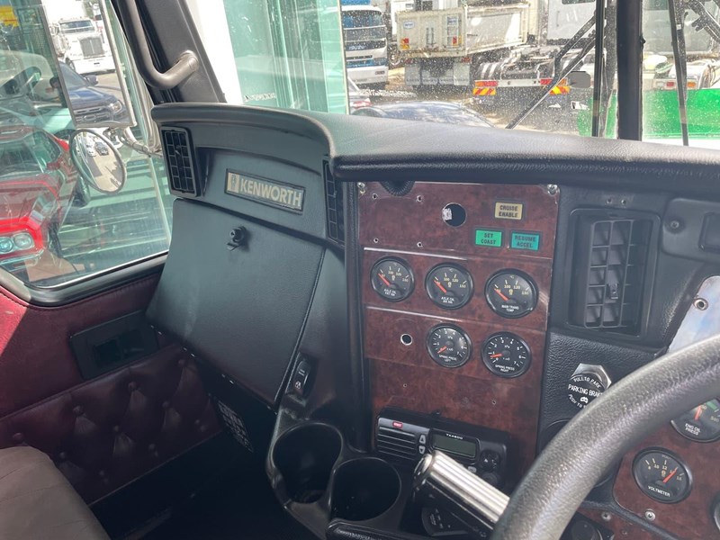 kenworth t408 sar 838497 041
