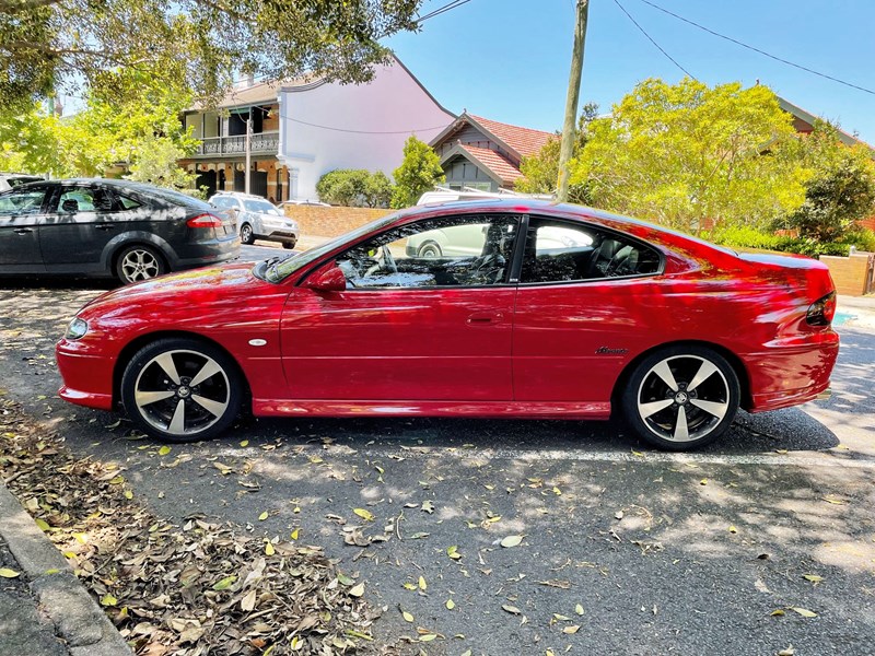 holden monaro 874600 005