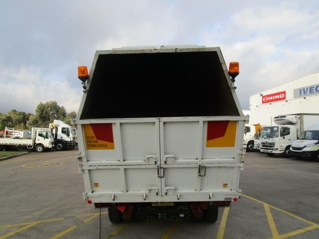 isuzu f series 849695 011